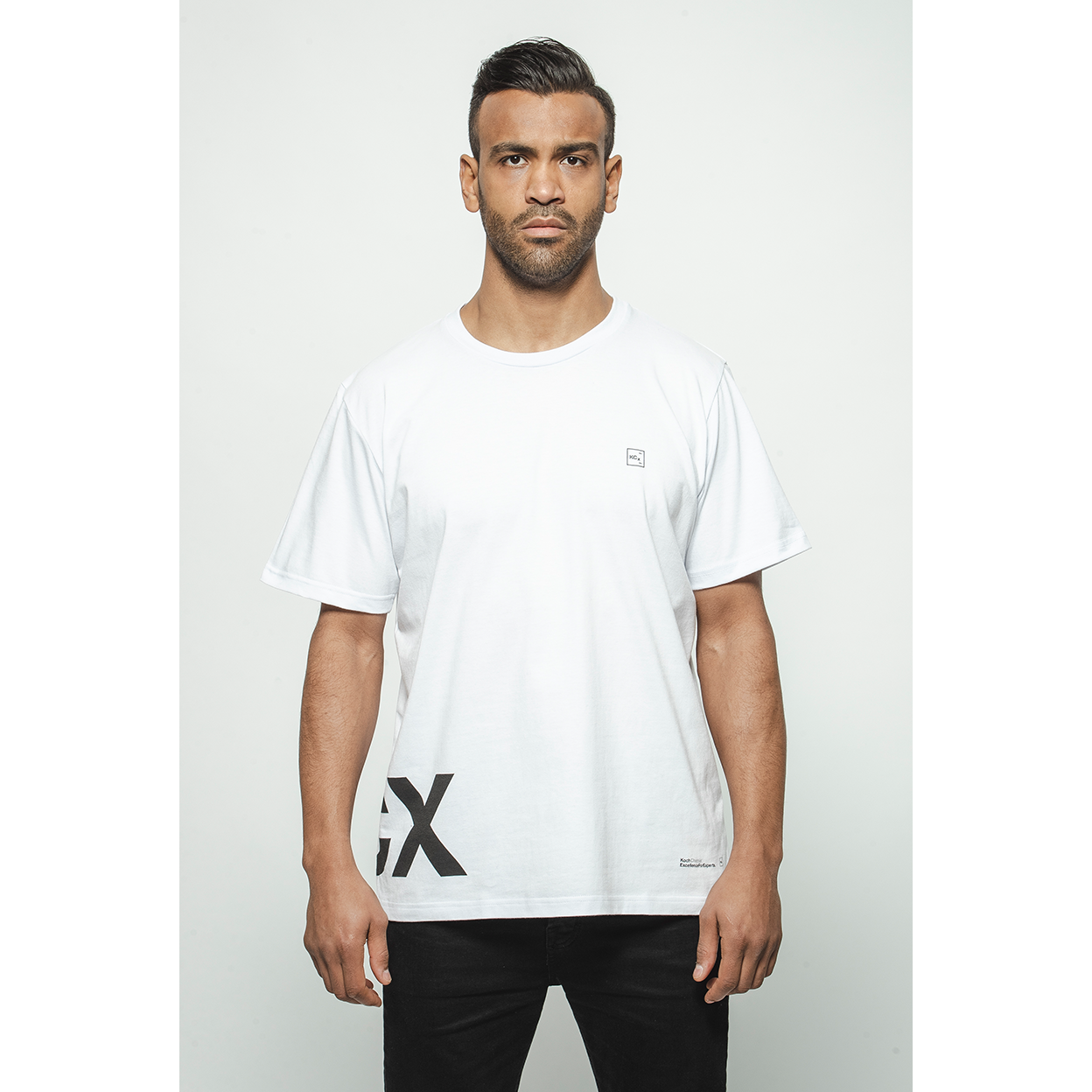 Essential T-Shirt white